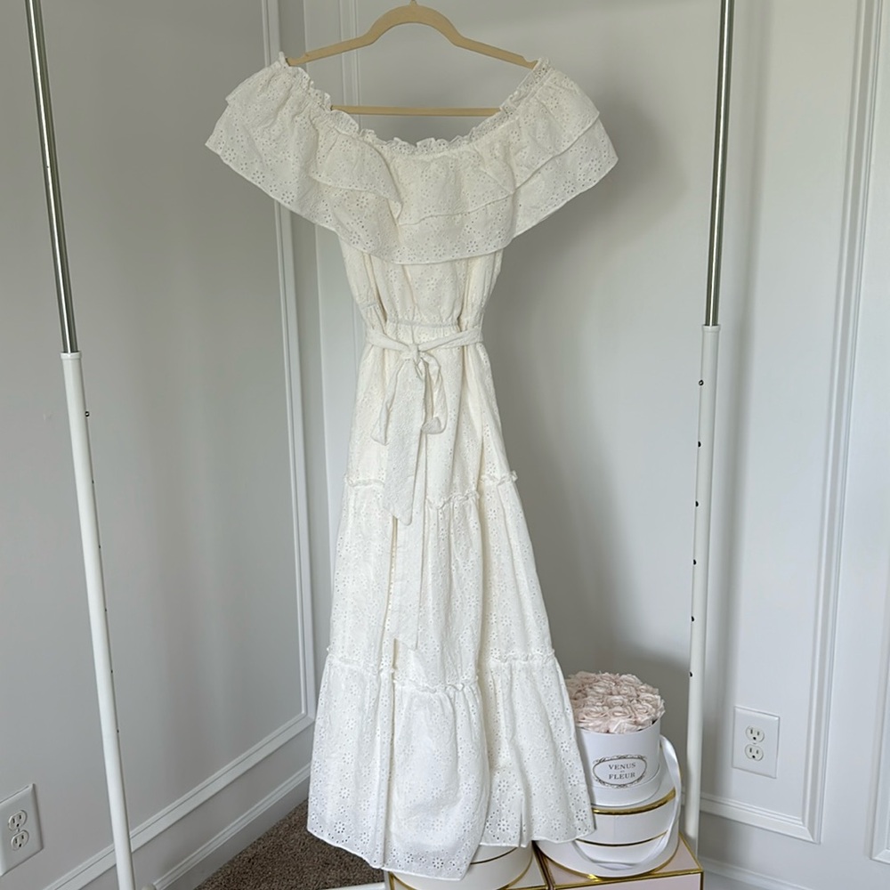 Red Dress Boutique Off-The-Shoulder White Maxi Dress